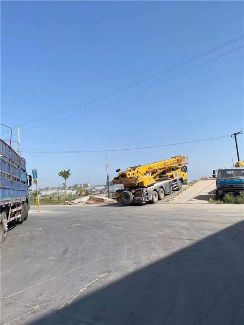 工农区25吨吊车的租赁价格大概是多少？